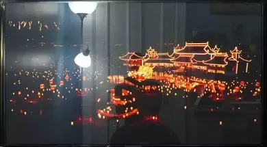 LED IN LIT ROOM